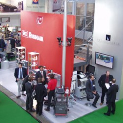 Tecnotest - Robinair - TECNO auf der Automechanika 2004