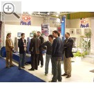 autopromotec Bologna 2005 Internationale Gste zu Besuch auf dem Stand von MAHA Maschinenbau Haldenwang.  