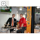 Automechanika 2006 in Frankfurt/Main Zwei schwere Jungs. Die beiden Vertriebsleiter der LKW-Hebespezialisten Finkbeiner und hetra. Andreas Schmid (li.) und Markus Dornfried.  