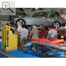 autopromotec 2007 Bologna Das Interesse der Fachbesucher an NAJA, dem elektronischen Karosserie-Vermessungs-System von CELETTE, war sehr erfreulich. Celette Germany Karosserietechnik - Vermessungssysteme