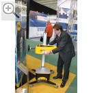 Automechanika 2010 Die Bremsbearbeitungsmaschine von mad ist vollkommen neu konstruiert worden. Die Hhe der Maschine ist jetzt sehr einfach hhenverstellbar. MAD 