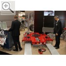 VmA-Technika 2011 Das Chief Automotive EZ-LINER Karosserie-Richtsystems ist verstrtkt worden und hat so das Format einer stabilen Richtbank.  