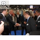 AMITEC 2012 Presserundgang mit symbolischen Erffnung der AMITEC 2012 - Thilo Brocksch begrt die Gste am CARAT Stand.  