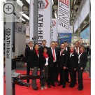 Automechanika 2012 ATH-Heinl auf der Automechanika 2012 - das Team zwischen denn neuen FREE LINE Zweisulen-Hebebhnen.  