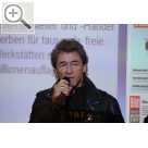 CARAT Leistungsmesse 2013 Peter Maffay berichtet ber sseine gemeinsamen Projekte mit Kindern und darber hinaus von Initiativen zur Selbsthilfe in Rumnischen Gemeinden.  