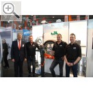 TROST Schau 2016 in Stuttgart. Auf der TROST Schau 2016 - Team GL Werkstatt-Technik und Jrgen Schuhmann (li.) TROST Schweinfurt .  