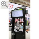 Automechanika Frankfurt 2018 Eine Vielzahl an unterschiedlichen Flüssigkeiten kann über ein Fluid Management gesteuert werden. Die Anzeige der Werte kann über große Displays und mobile Geräte erfolgen. Horn 