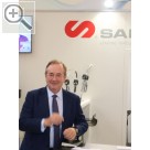 Automechanika Frankfurt 2018 SAMOA HALLBAUER auf der Automechanika Frankfurt 2018 - Präsentation des NEXU Fluid Management Systems - Alberto G.-Moratiel, President & CEO SAMOA.  