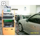 Informationstage 2004 bei TECHMESS Elektronik. Fehlerdiagnose am OPEL VECTRA 2.2 CDTI mit der Diagsosestation von Brain Bee.  